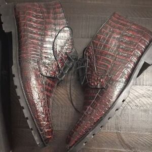 Men's Red Crocodile Pattern Boots